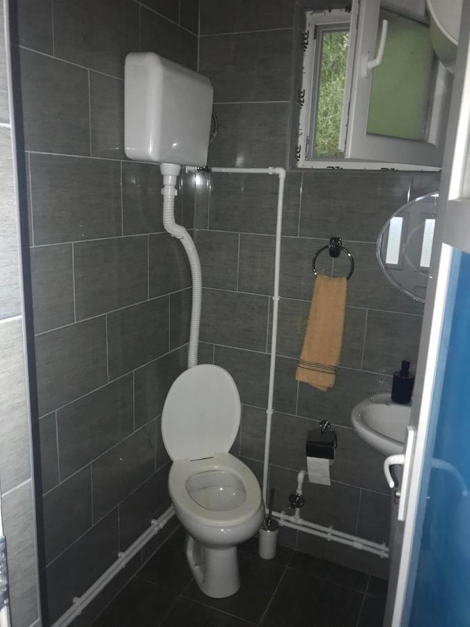 הוילה Gusinje Oazaa Retreat מראה חיצוני תמונה